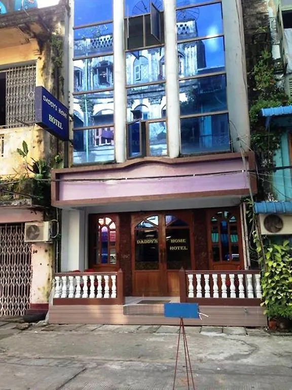 Daddy'S Home Hotel Yangon
